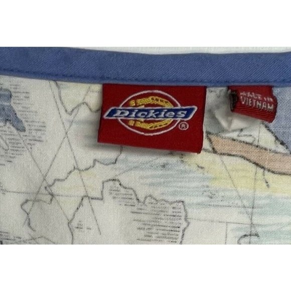 Dickies Scrub Top Sailboat Sailing Ocean Navigation Map Print XL. - Picture 4 of 4